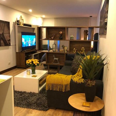 Apartaestudio Amoblado,Furnished Studio Apartment Wifi Gratuito Богота Экстерьер фото
